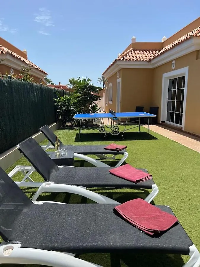 Villa Pearetree - Gorgeous 4 Bedroom Villa With Private Pool 칼레타데푸스테